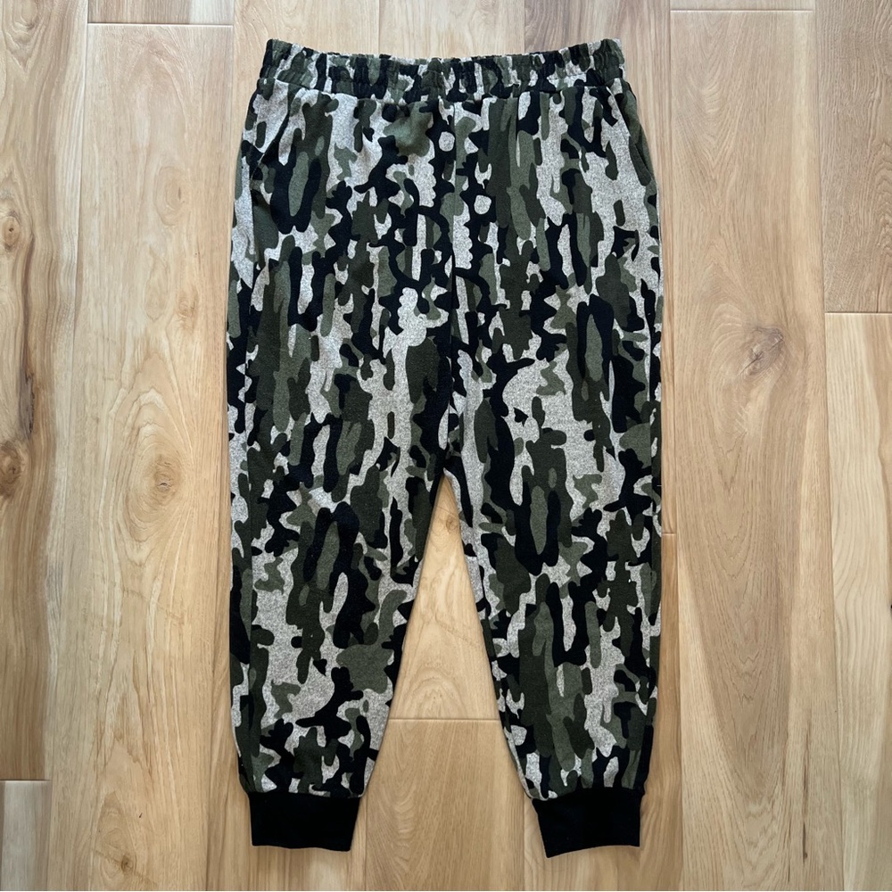 NY Collection Woman Gray and Green Camo Joggers Sweatpants Size 1X